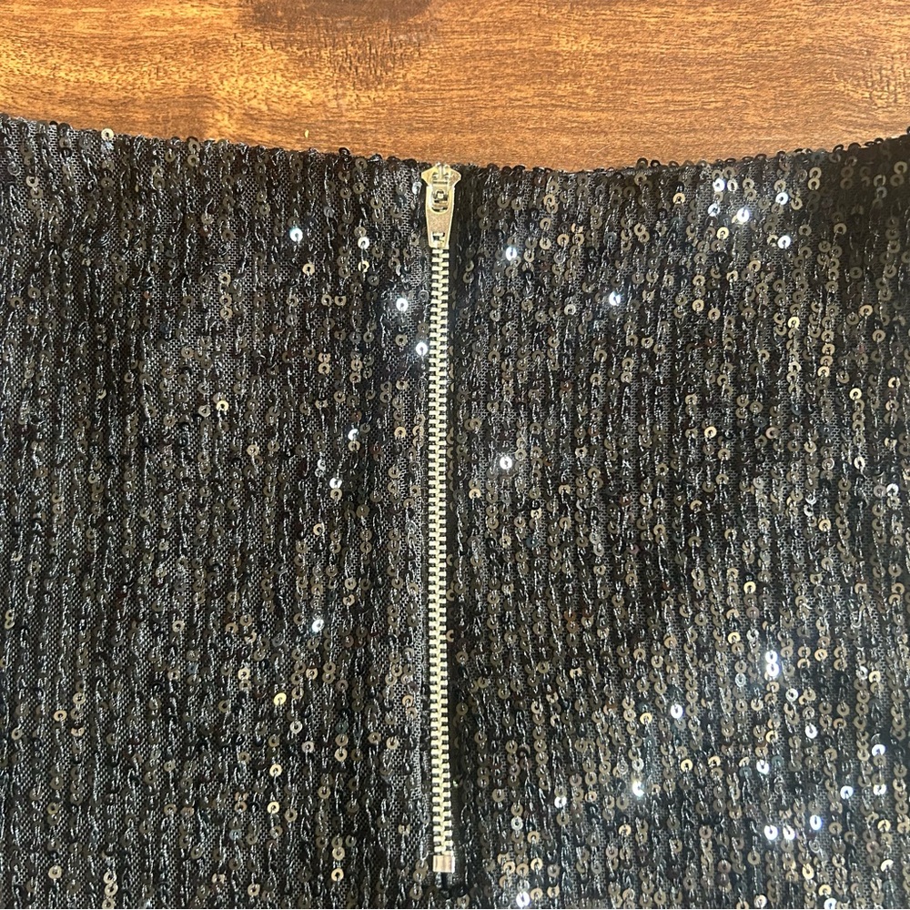 Glittering Black Mini Skirt - Promesa - Picture 7 of 7